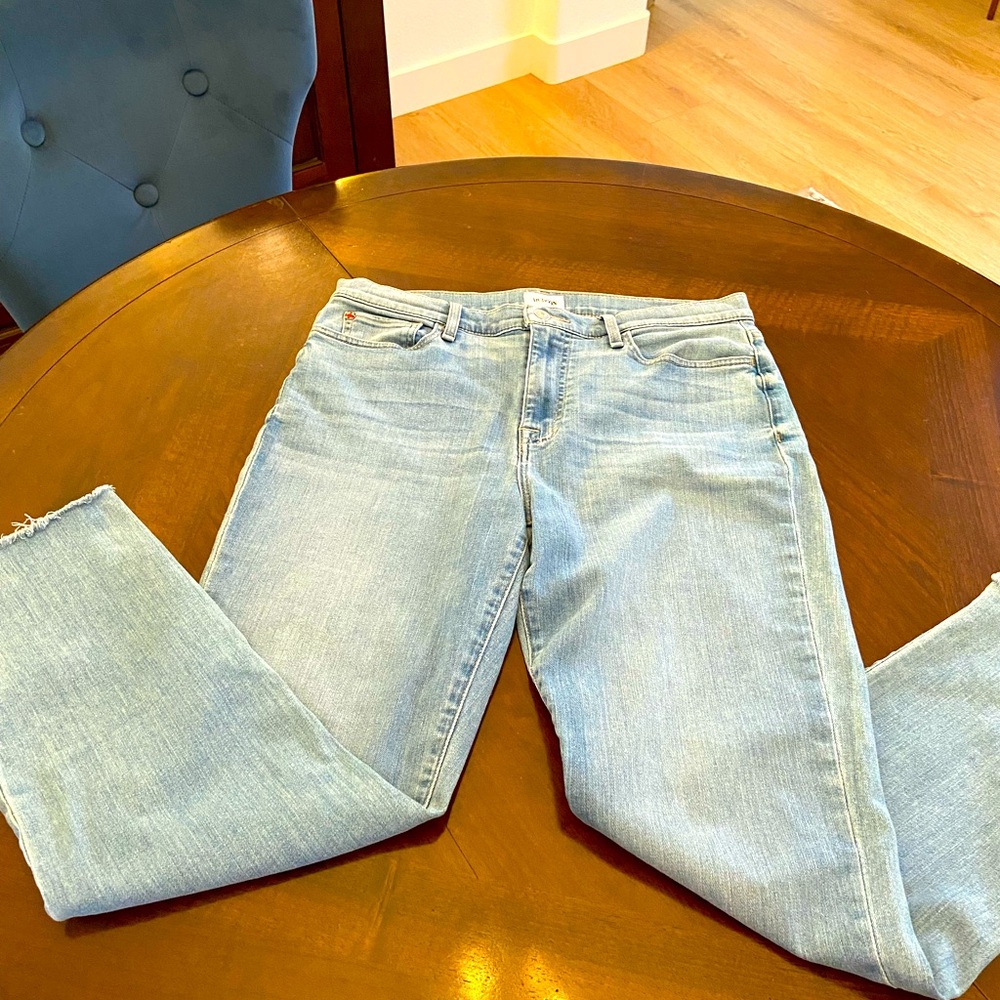 HUDSON JEANS women’s premium jeans waist size 32” -Like new